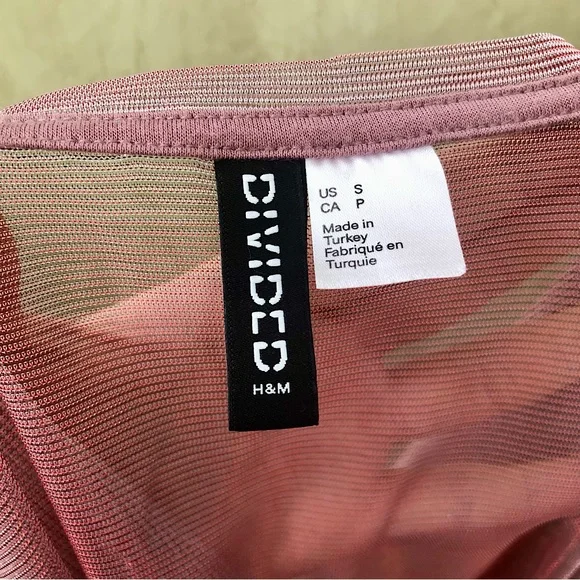 H&M Divided Relaxed Iridescent Pink Sheer Short Sleeve Top/Shirt size S/M - Picture 4 of 5